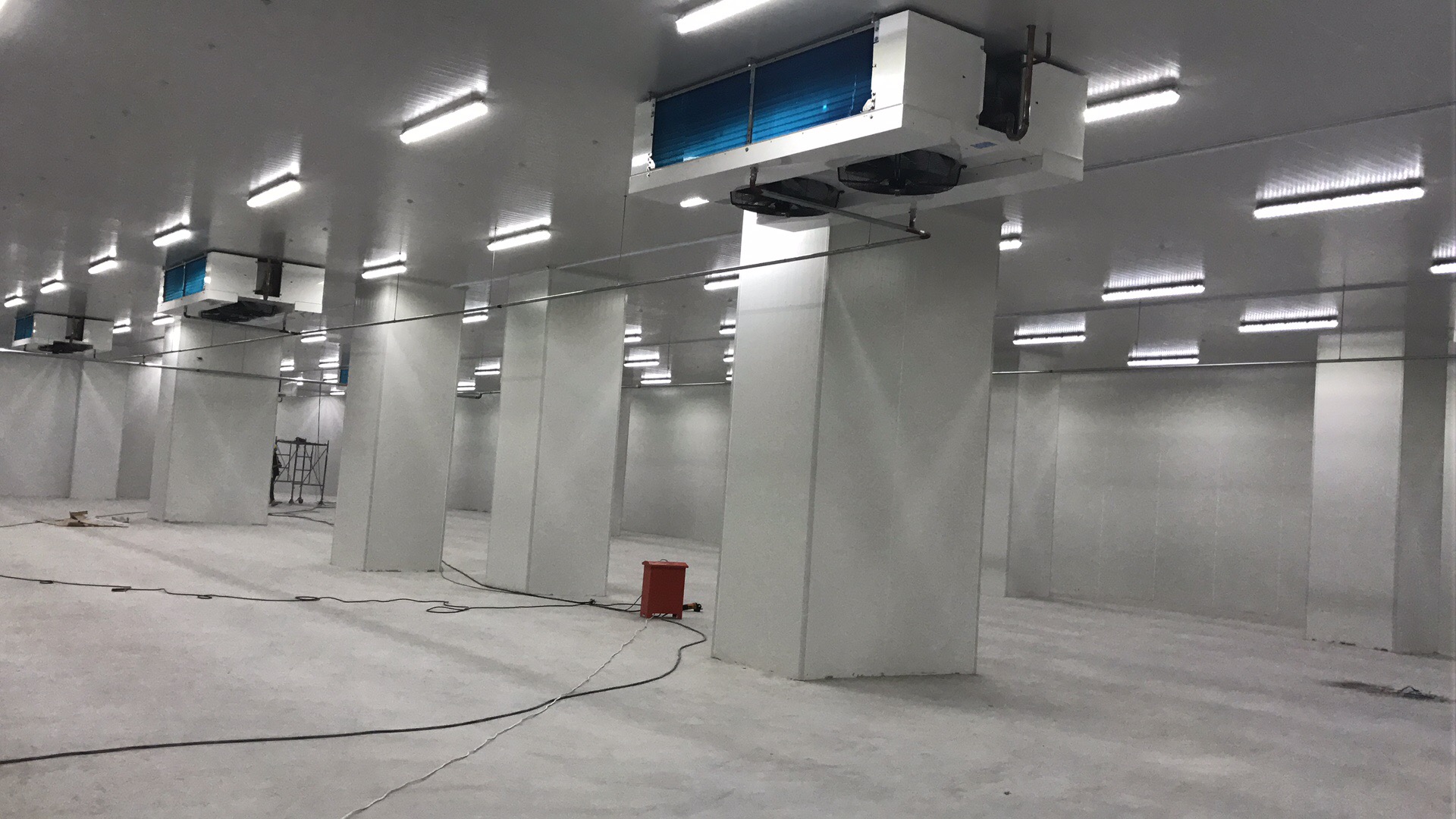 建設(shè)30000m3農(nóng)產(chǎn)品基地冷藏庫(kù)需要的費(fèi)用是多少？